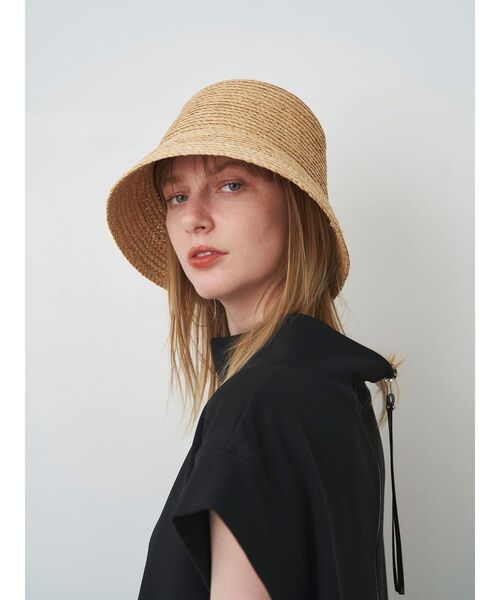 ELENDEEK（エレンディーク）の「ラフィアバケットハット（ハット・レディース・ブラック/ベージュ・FREE）」の4枚目の写真