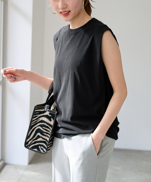 FRAMeWORK(フレームワーク)の「ATON/エイトン FRESCA SINGLE JERSEY TANKTOP(Tシャツ/カットソー・レディース・ブラック/ライトグレー/イエロー・FREE)」の9枚目の写真