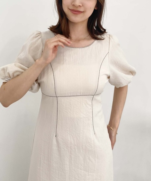 archives(アルシーヴ)の「バックリボン配色ステッチワンピース(ワンピース・レディース・テラコッタ/アイボリー/ブラック・MEDIUM)」の8枚目の写真