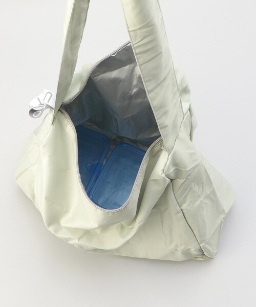 212 KITCHEN STORE(トゥワントゥキッチンストア)の「クルリト コンパクトクーラーショルダーバッグ GR <MOTTERU モッテル>(エコバッグ/サブバッグ・レディース・その他・00)」の5枚目の写真