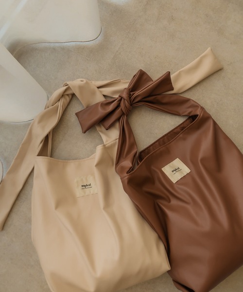 セール】fake leather totebag / フェイクレザートートバッグ