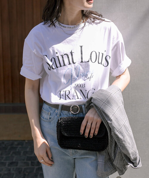 RIVE DROITE(リヴドロワ)の「【目を惹くBIGロゴ】ワイドロゴTee(Tシャツ/カットソー・レディース・ホワイト/チャコールグレー/ベージュ・FREE)」の4枚目の写真