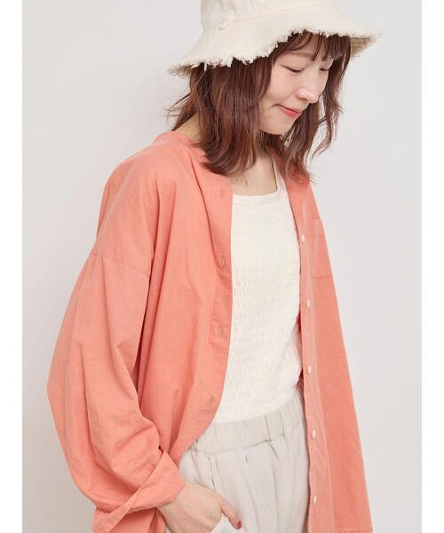 Samansa Mos2（サマンサ モスモス）の「【UVカット/接触冷感】バンドカラーゆるシャツ（シャツ/ブラウス・レディース・ブラック/オフホワイト/オレンジ/ブルー/グリーン・F）」の5枚目の写真