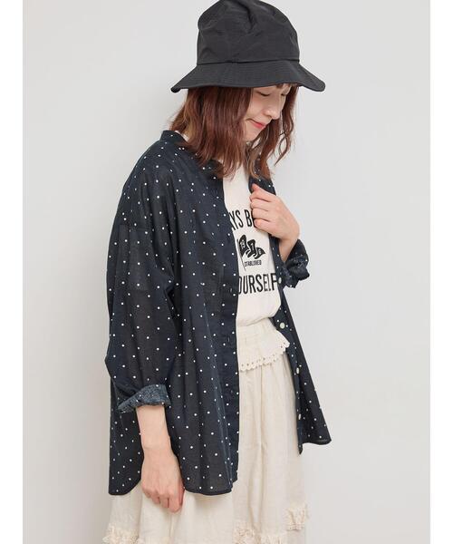 Samansa Mos2（サマンサ モスモス）の「【UVカット/接触冷感】バンドカラーゆるシャツ（シャツ/ブラウス・レディース・ブラック/オフホワイト/オレンジ/ブルー/グリーン・F）」の14枚目の写真