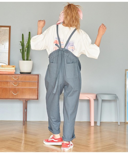 anap mimpi(アナップミンピ)の「ハイウエスト サスペンダー サロペット パンツ(サロペット/オーバーオール・レディース・アイボリー/カーキ/ネイビー・FREE)」の12枚目の写真