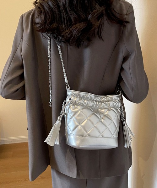 florist（フローリスト）の「タッセルチャームがかわいい♪キルトレザー巾着ショルダーバッグ（ショルダーバッグ・レディース・ホワイト/ピンク/シルバー/ブラック・FREE）」の22枚目の写真