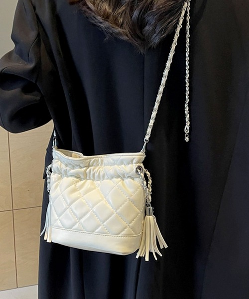 florist（フローリスト）の「タッセルチャームがかわいい♪キルトレザー巾着ショルダーバッグ（ショルダーバッグ・レディース・ホワイト/ピンク/シルバー/ブラック・FREE）」の14枚目の写真