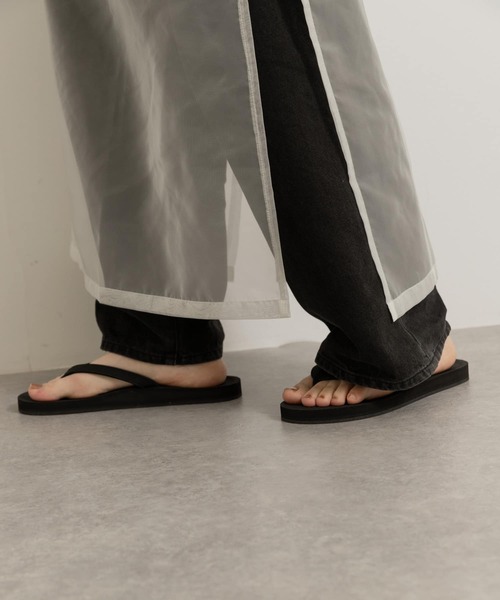 Indosole（インドソール）の「indosole　THE FLIP FLOP women（サンダル・レディース・オフホワイト/ブラック・8）」の10枚目の写真