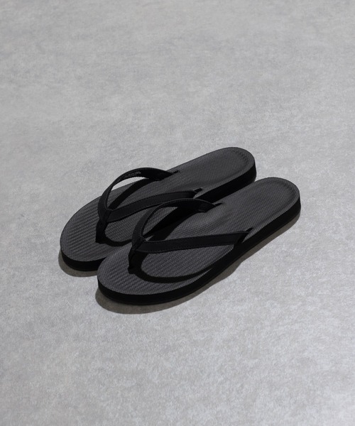 Indosole（インドソール）の「indosole　THE FLIP FLOP women（サンダル・レディース・オフホワイト/ブラック・8）」の7枚目の写真