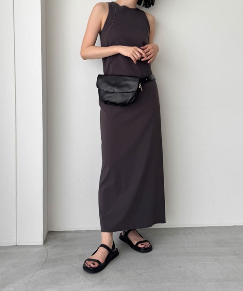 CANAL JEAN(キャナルジーン)の「El mar レザーボディバッグ(ボディバッグ/ウエストポーチ・レディース・ブラック・ONE SIZE)」の5枚目の写真