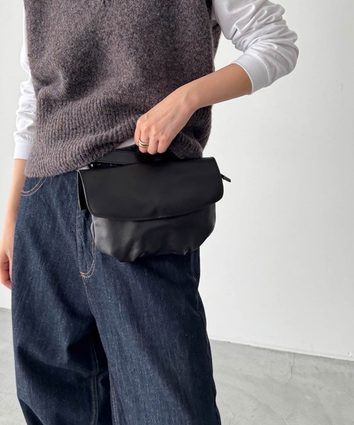 CANAL JEAN(キャナルジーン)の「El mar レザーボディバッグ(ボディバッグ/ウエストポーチ・レディース・ブラック・ONE SIZE)」の18枚目の写真