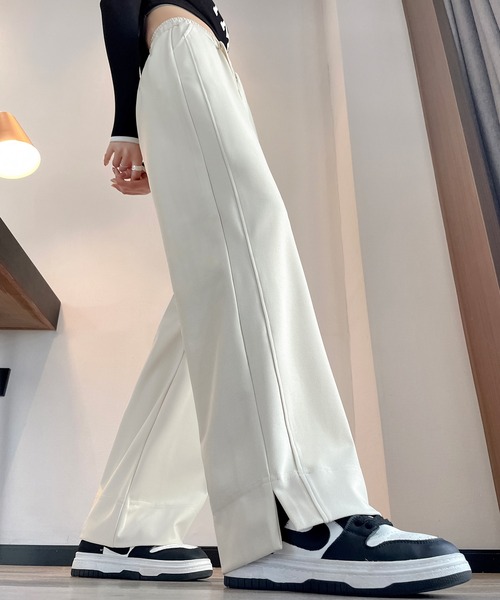 aimoha(アイモハ)の「【Aimoha】スウェットワイドパンツ(スウェットパンツ・レディース・ブラック/ホワイト・SMALL/MEDIUM/LARGE/X-LARGE)」の7枚目の写真