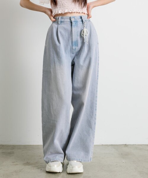 OLIVE des OLIVE（オリーブデオリーブ）の「パールチャーム付きワイドデニムパンツ（その他パンツ・レディース・ブラック系その他/ブルー系その他/サックスブルー・SMALL/MEDIUM）」の21枚目の写真