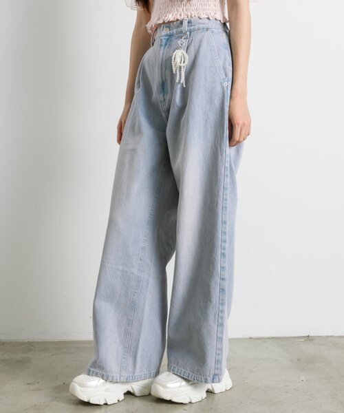 OLIVE des OLIVE（オリーブデオリーブ）の「パールチャーム付きワイドデニムパンツ（その他パンツ・レディース・ブラック系その他/ブルー系その他/サックスブルー・SMALL/MEDIUM）」の20枚目の写真