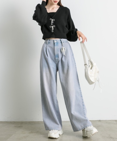 OLIVE des OLIVE（オリーブデオリーブ）の「パールチャーム付きワイドデニムパンツ（その他パンツ・レディース・ブラック系その他/ブルー系その他/サックスブルー・SMALL/MEDIUM）」の5枚目の写真