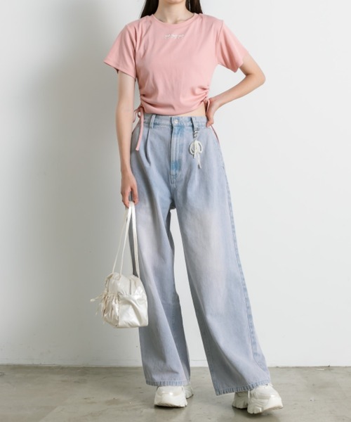 OLIVE des OLIVE パールチャーム付き刺繍入りワイドデニムパンツ パールチャーム付き刺繍入りワイドデニムパンツ | OLIVE des