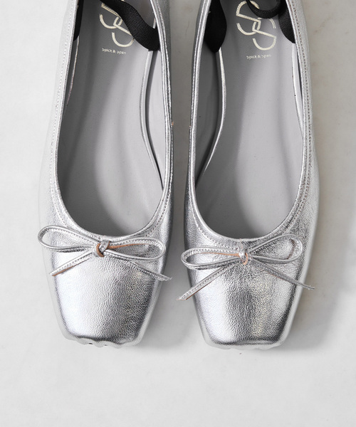 Spick & Span（スピックアンドスパン）の「Spick & Spanシープレザーバレリーナ（バレエシューズ・レディース・ブラック/シルバー・36/38/37）」の2枚目の写真