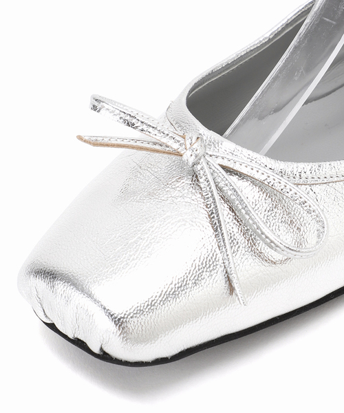 Spick & Span（スピックアンドスパン）の「Spick & Spanシープレザーバレリーナ（バレエシューズ・レディース・ブラック/シルバー・36/38/37）」の3枚目の写真