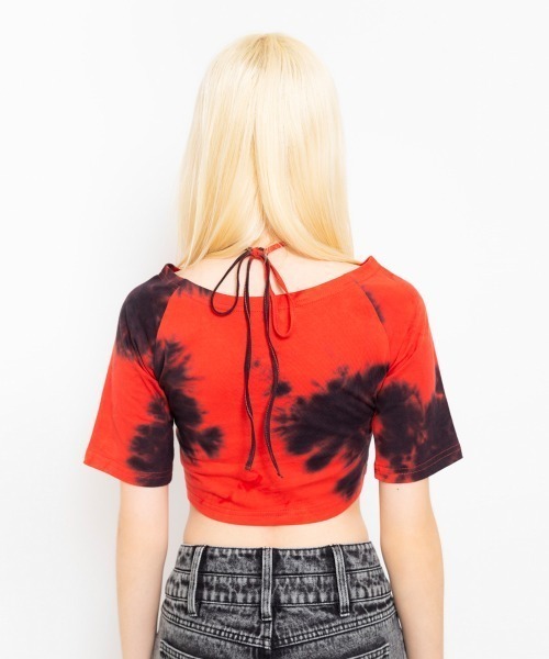 atmos pink(アトモスピンク)の「atmos pink Halter Neck Tie-dye T-shirt / アトモス ピンク ホルターネック タイダイ ティ-シャツ(Tシャツ/カットソー・レディース・レッド/ネイビー・FREE)」の3枚目の写真