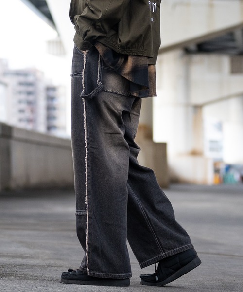 JOHN'S CLOSET（ジョンズクローゼット）の「【13】フリンジダブルニー バギーデニム パンツ（デニムパンツ・メンズ・ブルー/ブラック・MEDIUM/LARGE）」の21枚目の写真