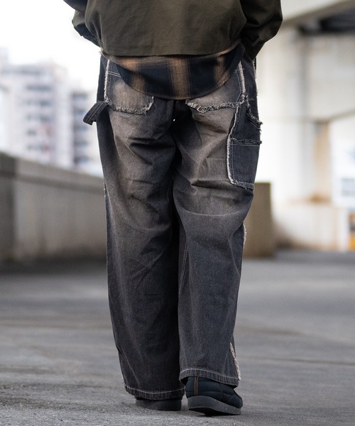 JOHN'S CLOSET（ジョンズクローゼット）の「【13】フリンジダブルニー バギーデニム パンツ（デニムパンツ・メンズ・ブルー/ブラック・MEDIUM/LARGE）」の20枚目の写真