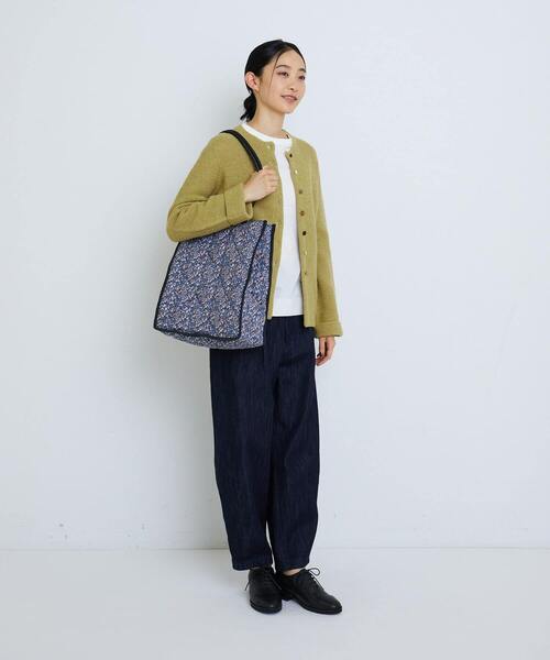 ADIEU TRISTESSE（アデュートリステス）の「リバティプリントキルティングトートバッグ（トートバッグ・レディース・グレー系その他/ブルー系その他・FREE）」の4枚目の写真