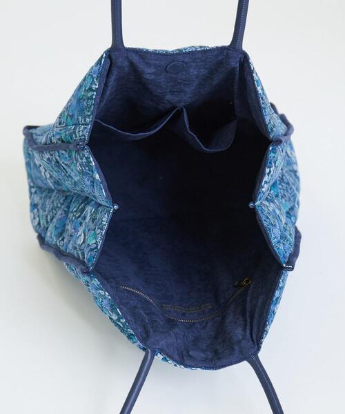 ADIEU TRISTESSE（アデュートリステス）の「リバティプリントキルティングトートバッグ（トートバッグ・レディース・グレー系その他/ブルー系その他・FREE）」の12枚目の写真