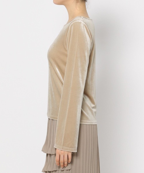 mysty woman（ミスティウーマン）の「シャイニーベロアプルオーバー 150086（Tシャツ/カットソー・レディース・ブラック/ライトベージュ/グレイッシュブルー・FREE）」の15枚目の写真