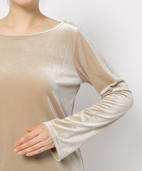 mysty woman（ミスティウーマン）の「シャイニーベロアプルオーバー 150086（Tシャツ/カットソー・レディース・ブラック/ライトベージュ/グレイッシュブルー・FREE）」の18枚目の写真