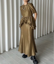 DIMENSIONAL GLOSS DRESS