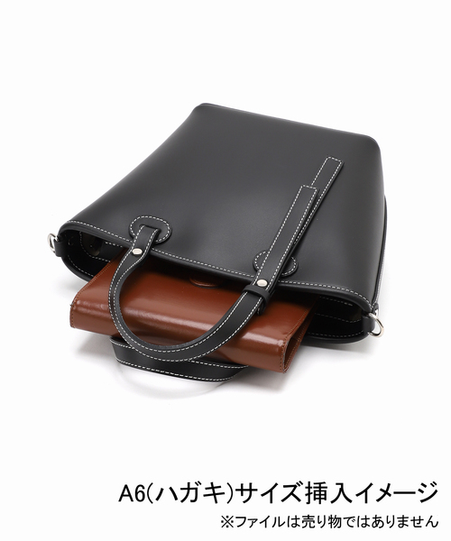 Spick & Span（スピックアンドスパン）の「MILOS / ミロス 別注 ミニバッグ 3144T（クラッチバッグ・レディース・ブラック/キャメル・FREE）」の14枚目の写真