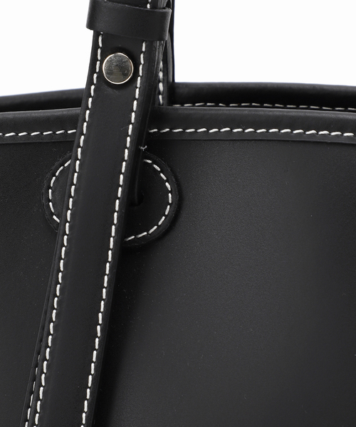 Spick & Span（スピックアンドスパン）の「MILOS / ミロス 別注 ミニバッグ 3144T（クラッチバッグ・レディース・ブラック/キャメル・FREE）」の19枚目の写真