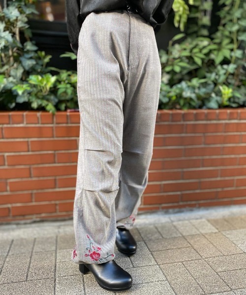 セール】ローズ刺繍パラシュートパンツ（その他パンツ）｜AXES-X