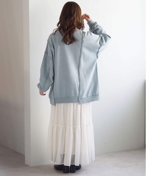 tiptop（ティップトップ）の「リメイク風裏毛BIGプルオーバー（スウェット・レディース・ボルドー/チャコールグレー/グレー/ピンク/イエロー・FREE）」の11枚目の写真