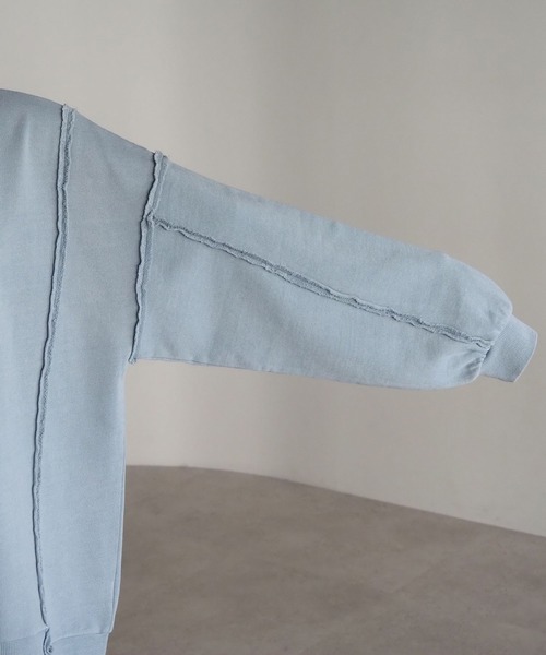 tiptop（ティップトップ）の「リメイク風裏毛BIGプルオーバー（スウェット・レディース・ボルドー/チャコールグレー/グレー/ピンク/イエロー・FREE）」の8枚目の写真