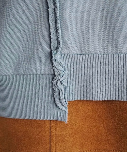 tiptop（ティップトップ）の「リメイク風裏毛BIGプルオーバー（スウェット・レディース・ボルドー/チャコールグレー/グレー/ピンク/イエロー・FREE）」の6枚目の写真