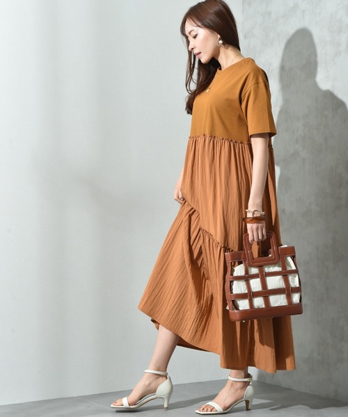 INTERPLANET（インタープラネット）の「異素材使いティアードワンピース（ワンピース・レディース・ブラウン/チャコールグレー・FREE）」の7枚目の写真