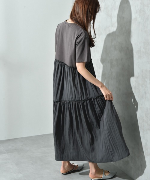 INTERPLANET（インタープラネット）の「異素材使いティアードワンピース（ワンピース・レディース・ブラウン/チャコールグレー・FREE）」の21枚目の写真