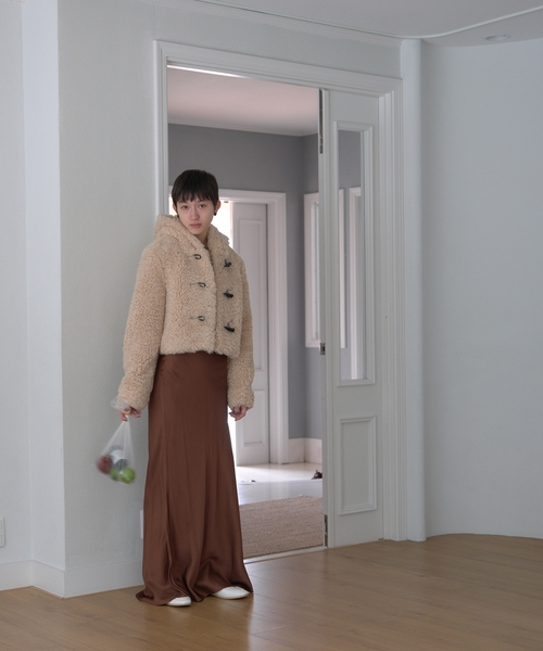 Charles Chaton(シャルルシャトン)の「curly duffel coat(その他アウター・レディース・ベージュ・FREE)」の3枚目の写真