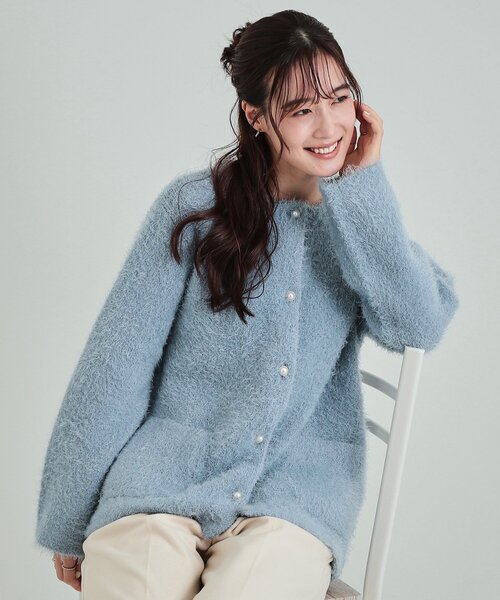 DRESKIP（ドレスキップ）の「◆ふわふわフェザーヤーン パール調ボタンカーディガン（カーディガン/ボレロ・レディース・ライトグレー/ダークブラウン/ライトブルー/アイボリー・00）」の4枚目の写真