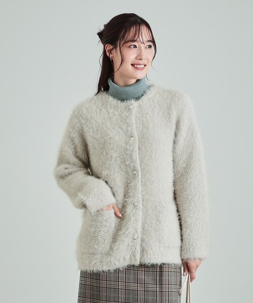 DRESKIP（ドレスキップ）の「◆ふわふわフェザーヤーン パール調ボタンカーディガン（カーディガン/ボレロ・レディース・ライトグレー/ダークブラウン/ライトブルー/アイボリー・00）」の11枚目の写真