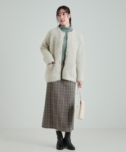 DRESKIP（ドレスキップ）の「◆ふわふわフェザーヤーン パール調ボタンカーディガン（カーディガン/ボレロ・レディース・ライトグレー/ダークブラウン/ライトブルー/アイボリー・00）」の13枚目の写真