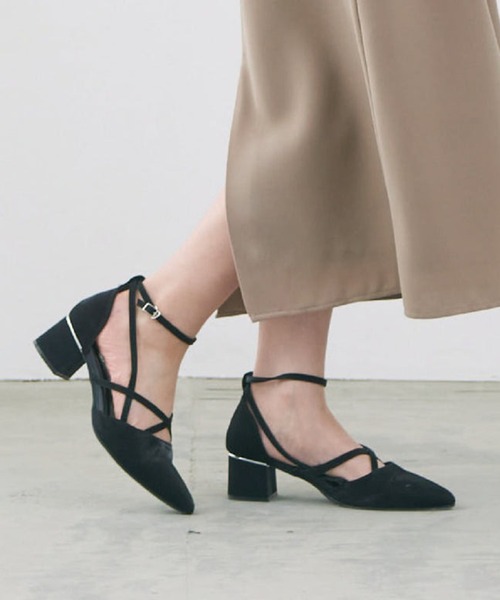 SETUP7（セットアップセブン）の「【metoi】クロスストラップチャンキーヒールパンプス 結婚式 二次会 パーティー フォーマル オケージョン（パンプス・レディース・シルバー/ブラック/ベージュ・M/L/LL/S）」の5枚目の写真