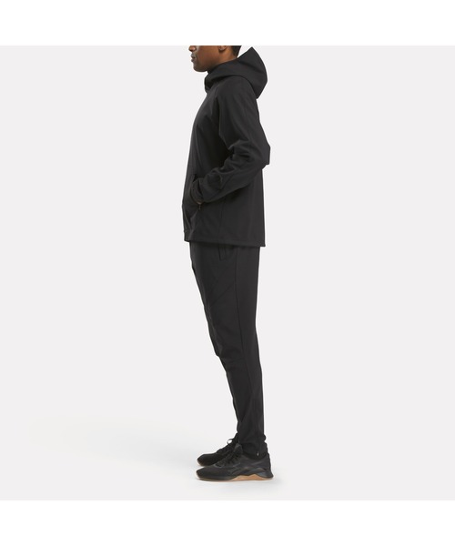 Reebok(リーボック)の「アウターバース ストレングス パンツ / OUTERVERSE STRENGTH PANT(その他パンツ・メンズ・ブラック・SMALL/MEDIUM/LARGE/X-LARGE/XX-LARGE)」の2枚目の写真