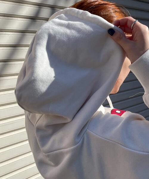 WEGO（ウィゴー）の「WEGO/ロゴビッグプルパーカー（スウェット・レディース・アイボリー/ライトグレー・FREE）」の10枚目の写真