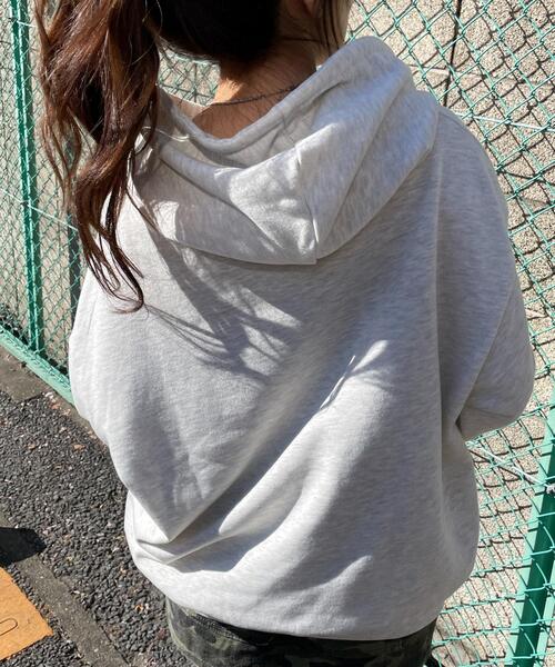 WEGO（ウィゴー）の「WEGO/ロゴビッグプルパーカー（スウェット・レディース・アイボリー/ライトグレー・FREE）」の17枚目の写真