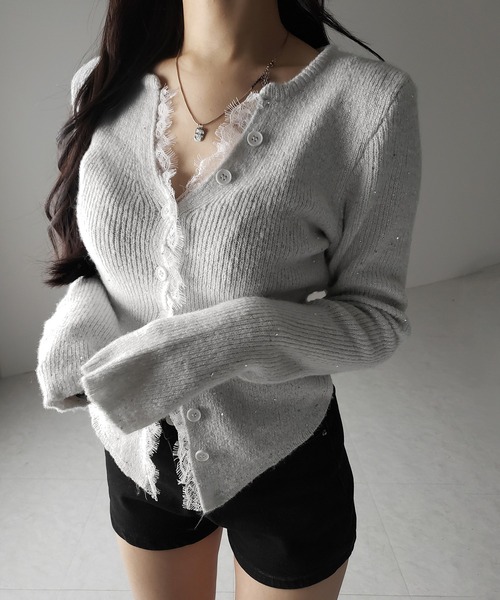 me+em select(ミームセレクト)の「【 4color 】レースドッキングスパングルキーネックニットカーディガン / lace docking spangle key neck knit cardigan(カーディガン/ボレロ・レディース・グレー/ブルー/ブラック/ライトグレー・FREE)」の14枚目の写真