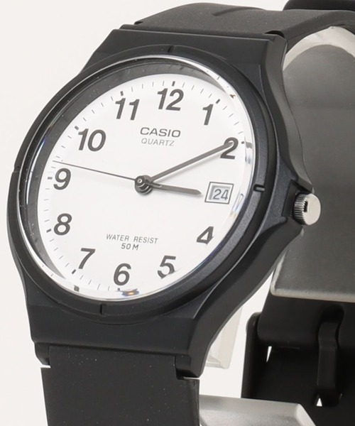 CASIO(カシオ)の「CASIO カシオ / スタンダードアナログ チープカシオ クォーツ ラウンドフェイス ラバーベルト 5気圧防水 腕時計 /// MWシリーズ(アナログ腕時計・レディース・ブラック×ゴールド/ブラック×ホワイト/ブラック/ブラック系その他・FREE)」の13枚目の写真