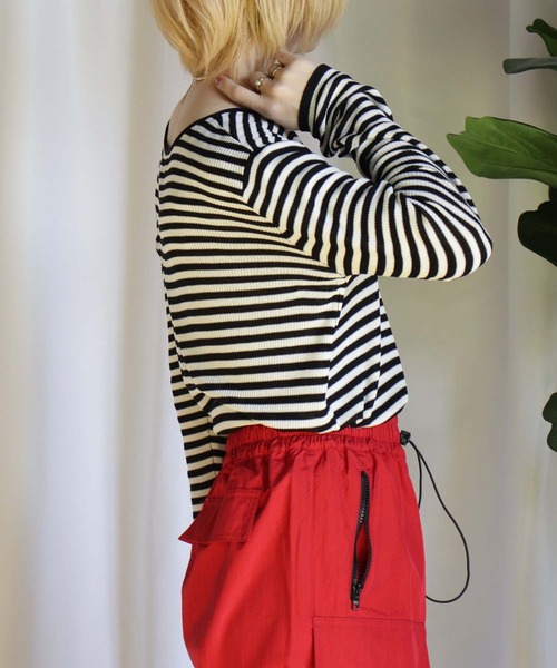 BITTOKO（ビットコ）の「シンプルクルーネックプルオーバー（Tシャツ/カットソー・レディース・ブラック/ピンク/ブルー/ホワイト×ブラック・FREE）」の7枚目の写真