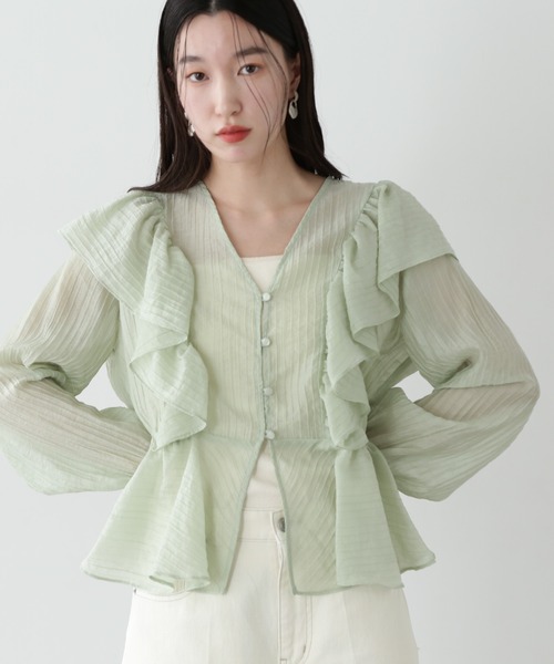 N.（N. Natural Beauty Basic）（エヌエヌナチュラルビューティーベーシック）の「シアーペプラムラッフルブラウス（シャツ/ブラウス・レディース・ホワイト/ライトグリーン/オレンジ・MEDIUM）」の2枚目の写真